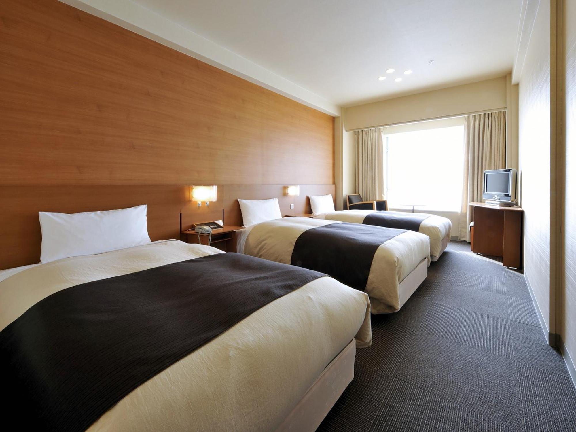 Hotel Crown Palais Kitakyushu Exterior photo